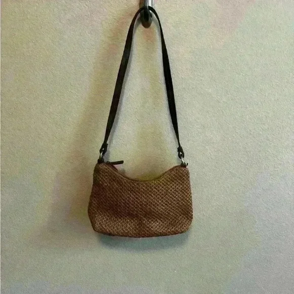 Rosetti basket weave small purse - Picture 4 of 8